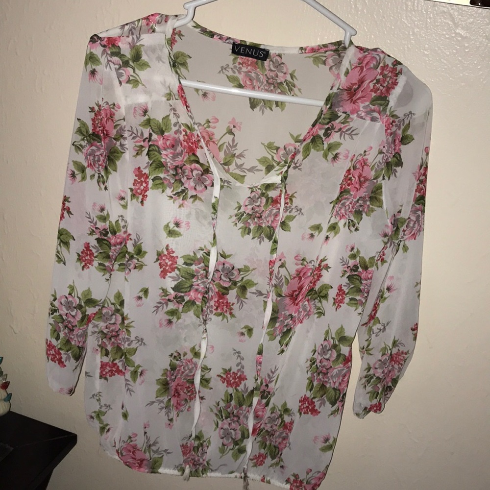 Floral top